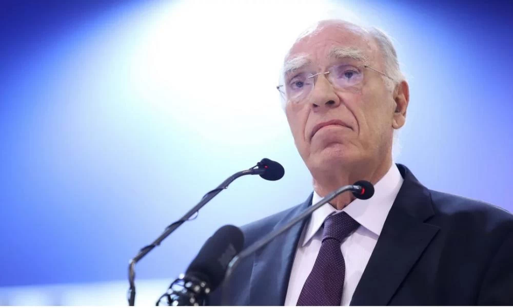 Βασίλης Λεβέντης: Όνομα και πράγμα λεβέντης - "Πάτησε" τον κορονοϊό και παίρνει εξιτήριο σήμερα